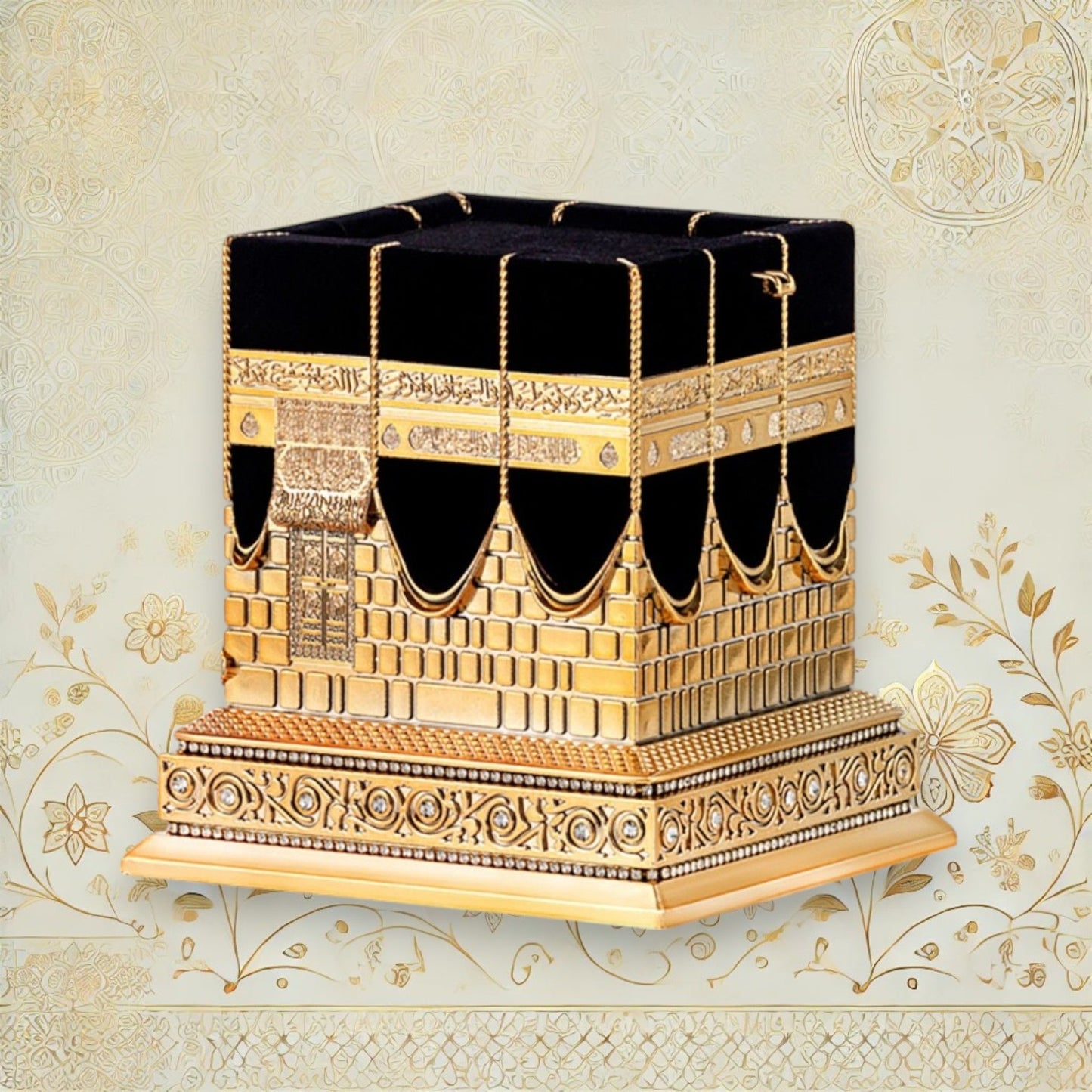 Edle goldene Mekka Box im luxuriösen Kaaba Design – Hochwertige islamische Dekoration und stilvolle Geschenkidee für Ramadan, Eid und muslimische Wohnkultur.