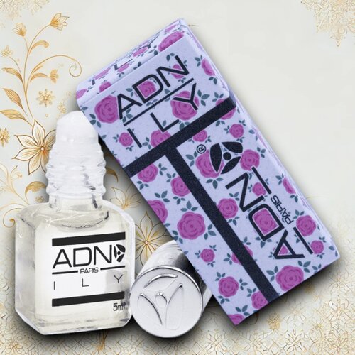 Duftnoten des ILY Parfümöls: Jasmin, Pfingstrose, Rosenextrakt, Vanille, Moschus, Zedernholz