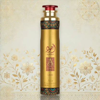 Ajwad Raumduft mit fruchtigem Start, Rose-Jasmin-Herz und sinnlicher Basis aus Vanille, Moschus und Amber.