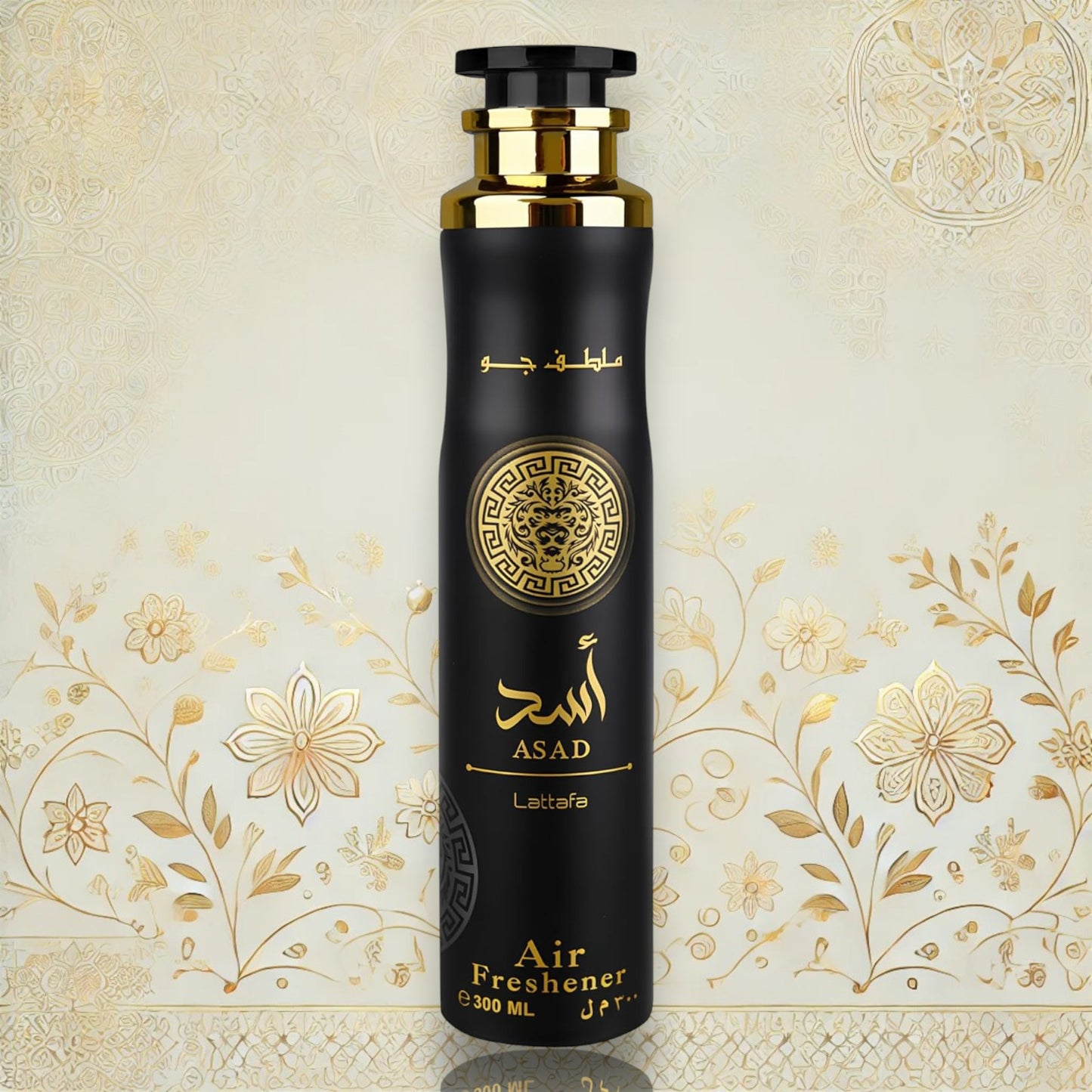 Lattafa Asad Raumspray mit frisch-holzigem Duftprofil aus Ananas, Tabak, Kaffee und Vanille