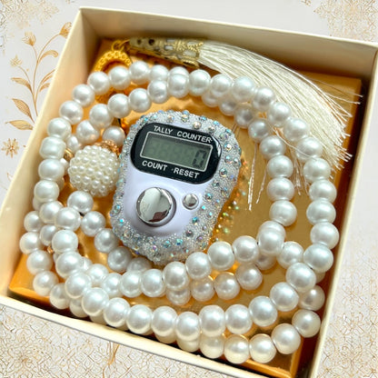 Weiße 99er Gebetskette mit Strass-Digitalzähler im Geschenkset.