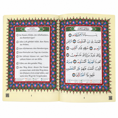 Aufgeschlagene Sure Al-Fatiha mit deutscher Bedeutungsübersetzung und farbigem arabischem Korantext
